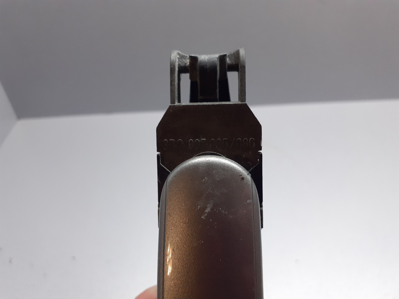 DIJELOVI RUCKA VRATA SEAT LEON > 05-09 3B0837885