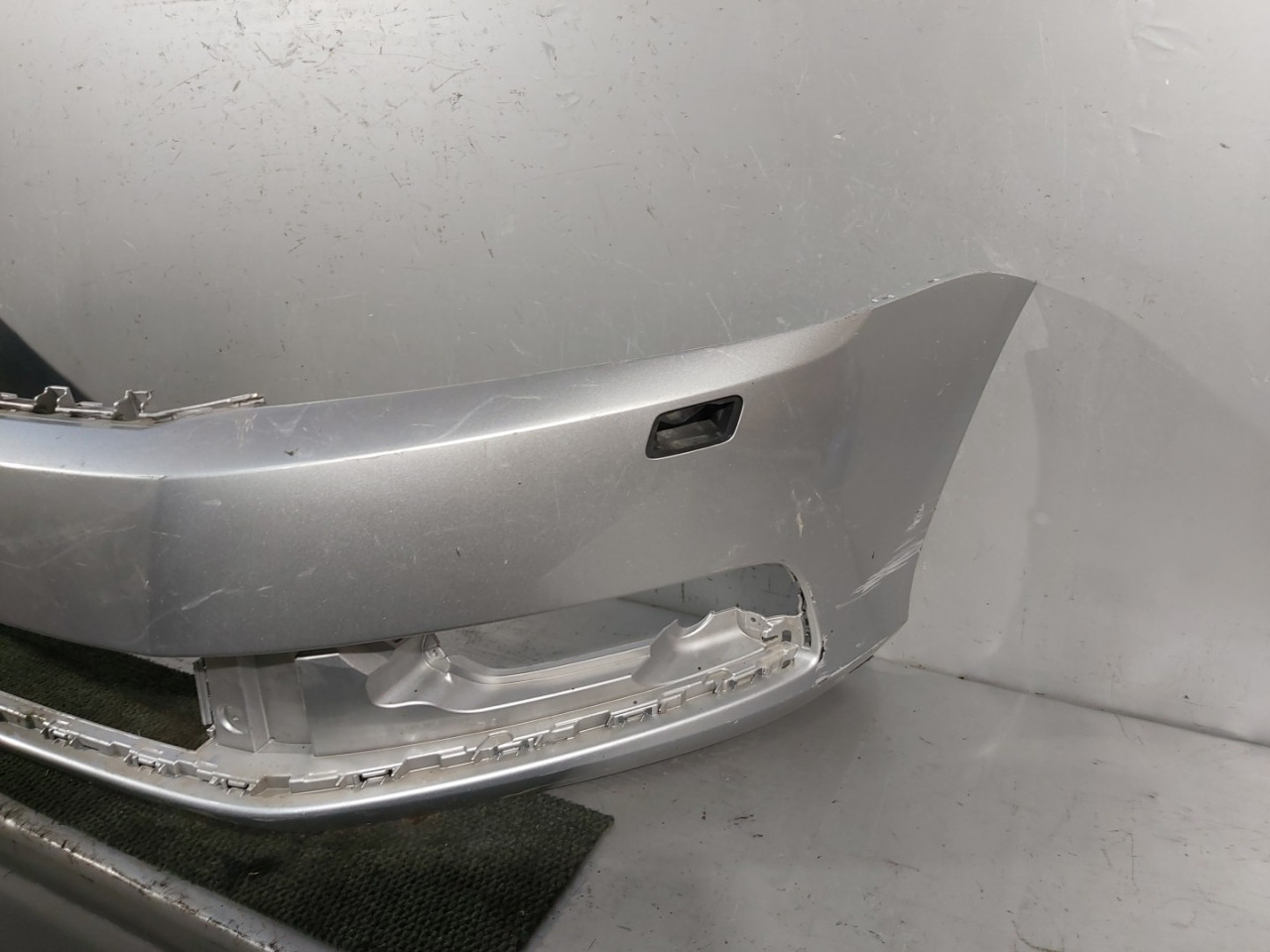DIJELOVI BRANIK VW PASSAT B7 > 10-14 3AA807221