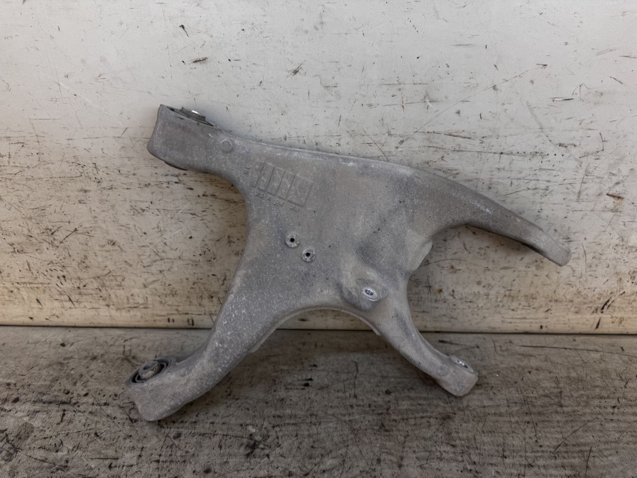 DIJELOVI LAFETA AUDI A4 (B8) > 07-11 8K0505311J
