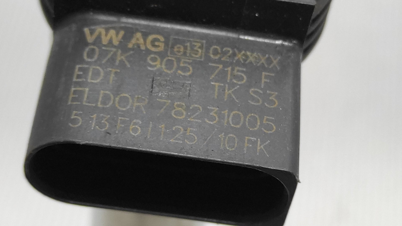 DIJELOVI BOMBINA AUDI A3 > 03-08 07K905715F