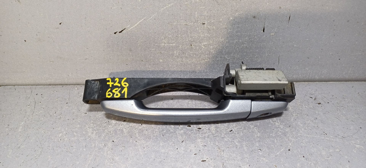 RUCKA VRATA NISSAN QASHQAI > 10-13 80611EBJ0B