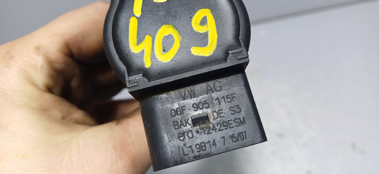 DIJELOVI BOMBINA VW PASSAT B6 > 05-10 06F905115F