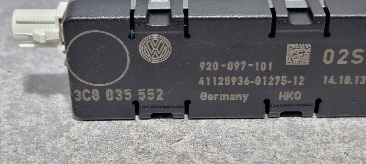 DIJELOVI ANTENA VW PASSAT CC > 12-15 3C8035552