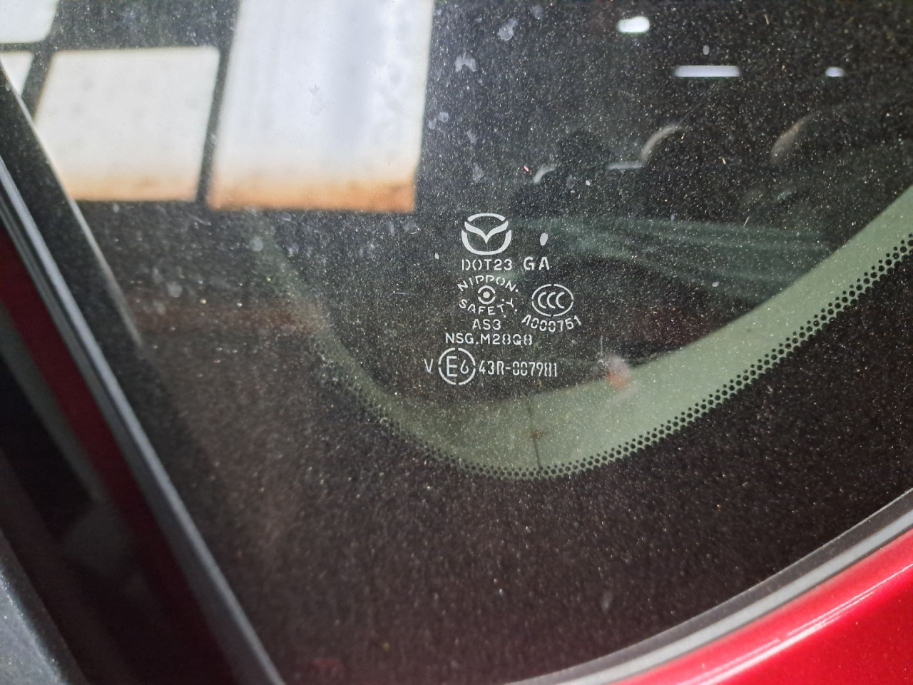 DIJELOVI STAKLO MAZDA CX5 > 12-15