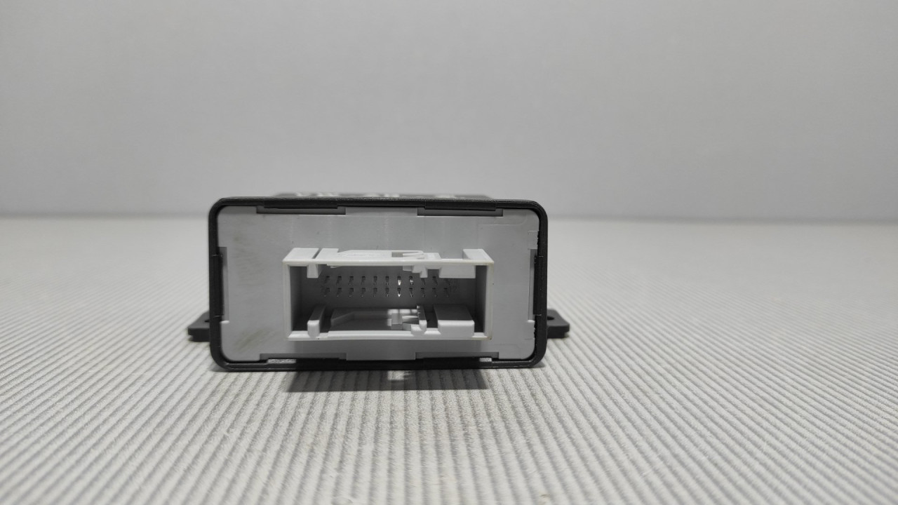 ELEKTRONIKA MODUL AUDI Q3 > 11-15 8X0907357C