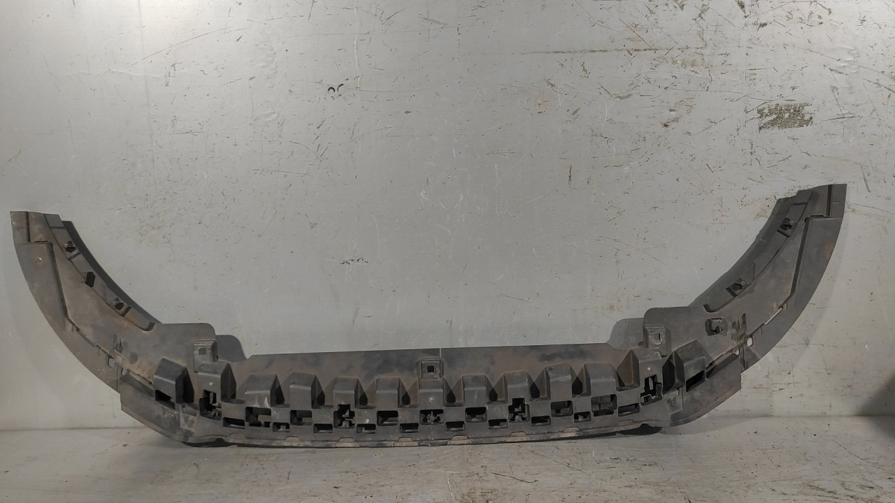 PLASTIKA BRANIKA AUDI A3 (8V1/8VA) > 12-16 8V5807233A