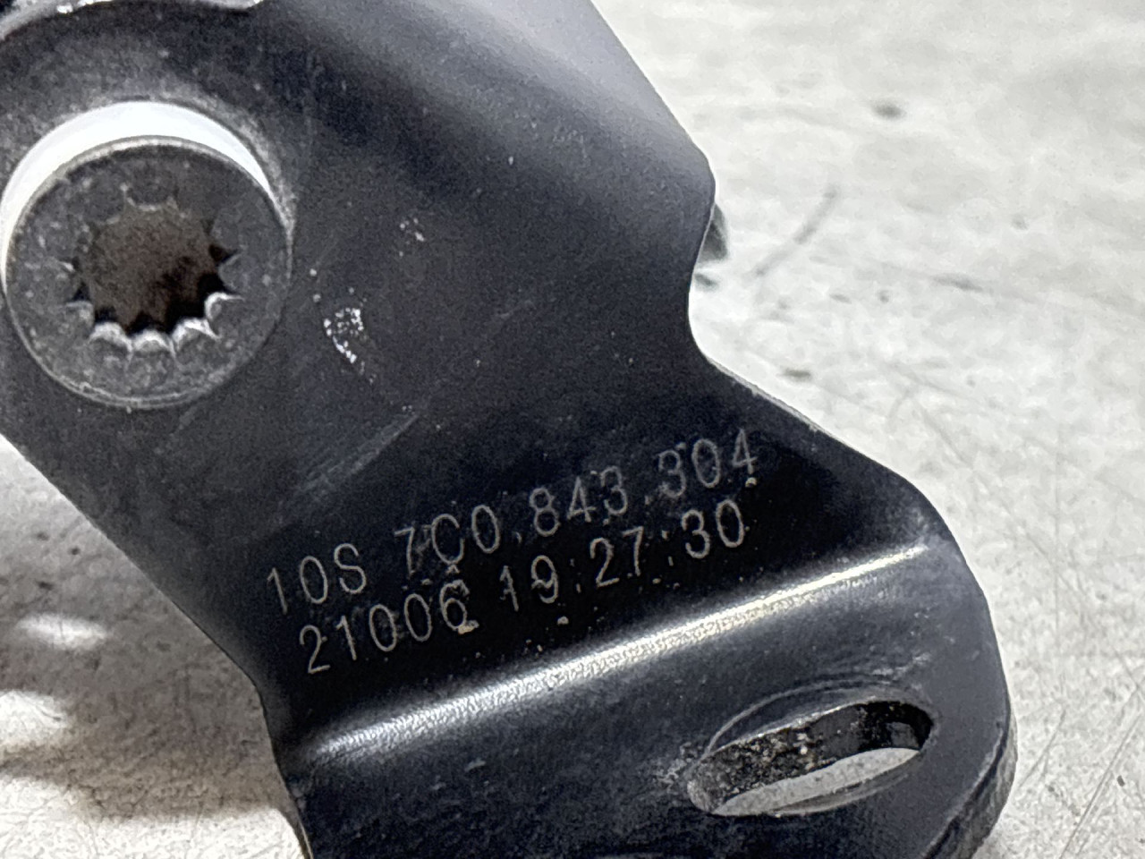 DIJELOVI BAGLAMA VW CRAFTER > 17- 7C0843304