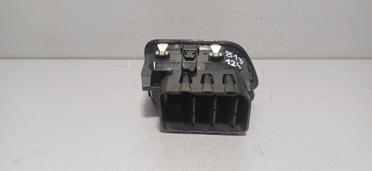DIJELOVI RESETKA VENTILACIJE RENAULT MASTER > 14- 687518035R