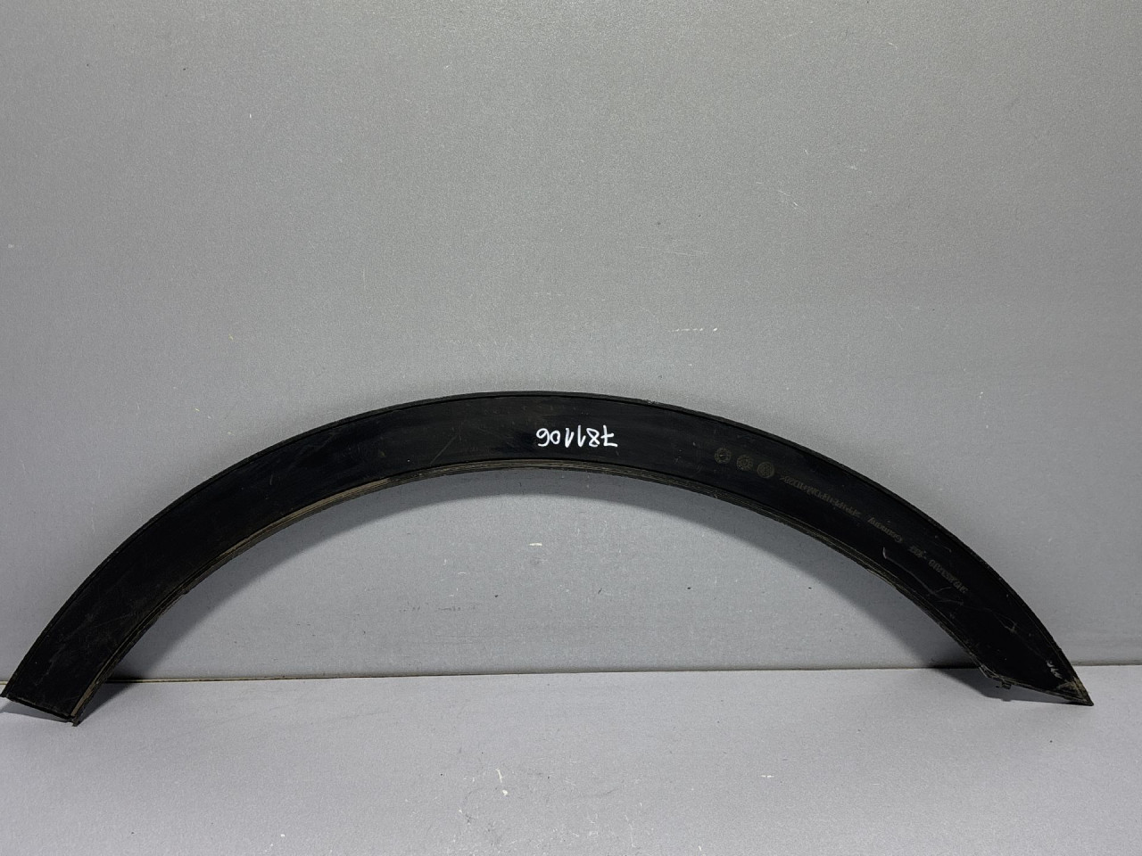 DIJELOVI RUB BLATOBRANA AUDI A6 > 08-11 5H9853818K