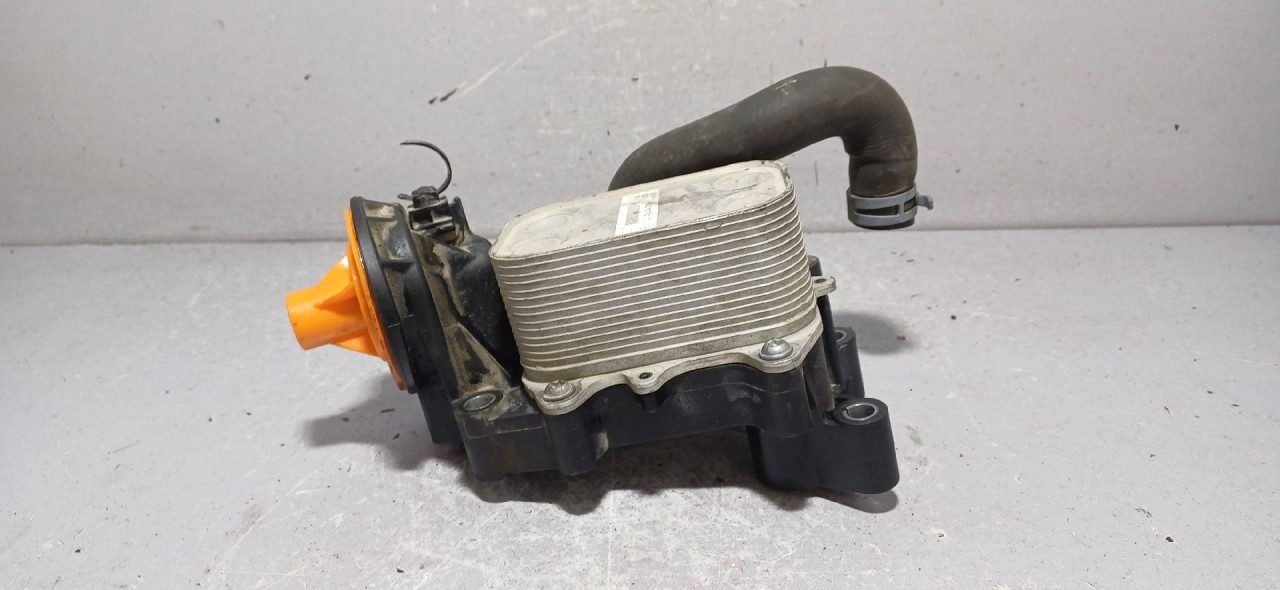 HLADNJAK ULJA SKODA FABIA > 14- 03L117021C