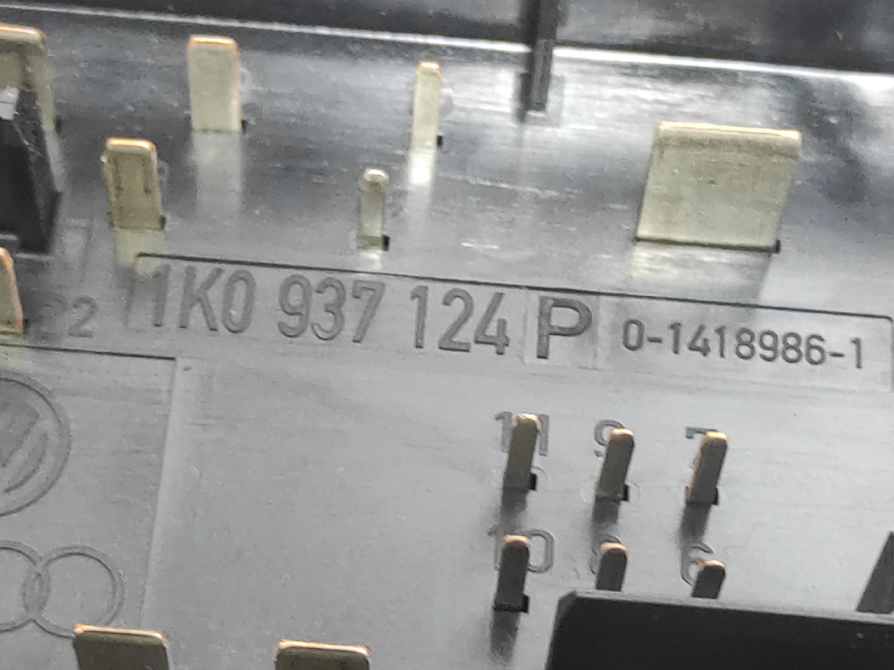 ELEKTRONIKA KUTIJA OSIGURACA VW PASSAT B6 > 05-10 1K093