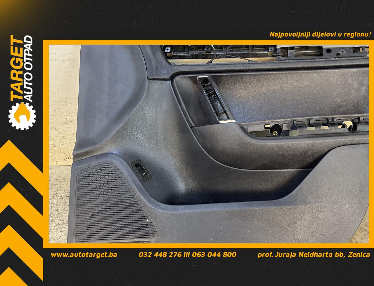 DIJELOVI TAPACIRUNG VRATA VW TOUAREG > 14-18 3.0 7P1867012