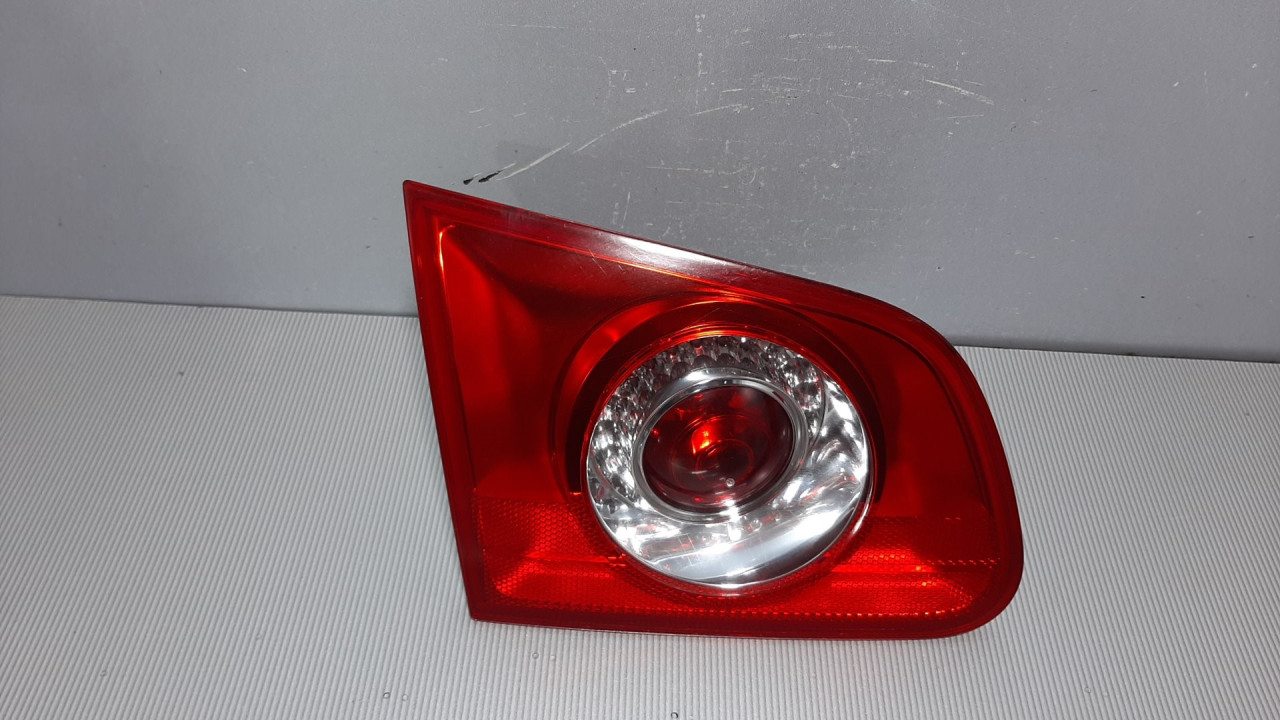 STOP SVJETLO VW PASSAT B6 > 05-10 3C9945093