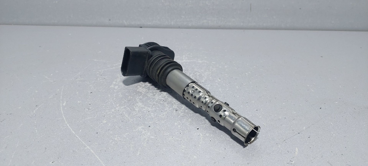 DIJELOVI BOMBINA AUDI A6 > 97-01 06B905115R