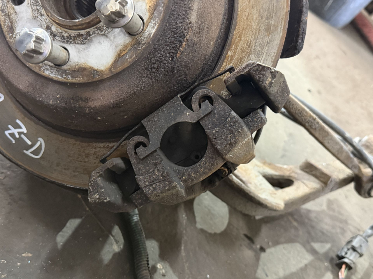 KOCIONA KLJESTA MERCEDES ML (W164) > 08-11 1644235398