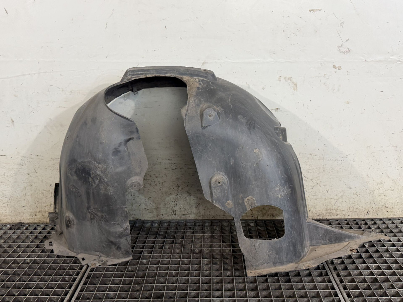 UNUTRASNJI BLATOBRAN AUDI A3 (8V1/8VA) > 12-16 8V0821171