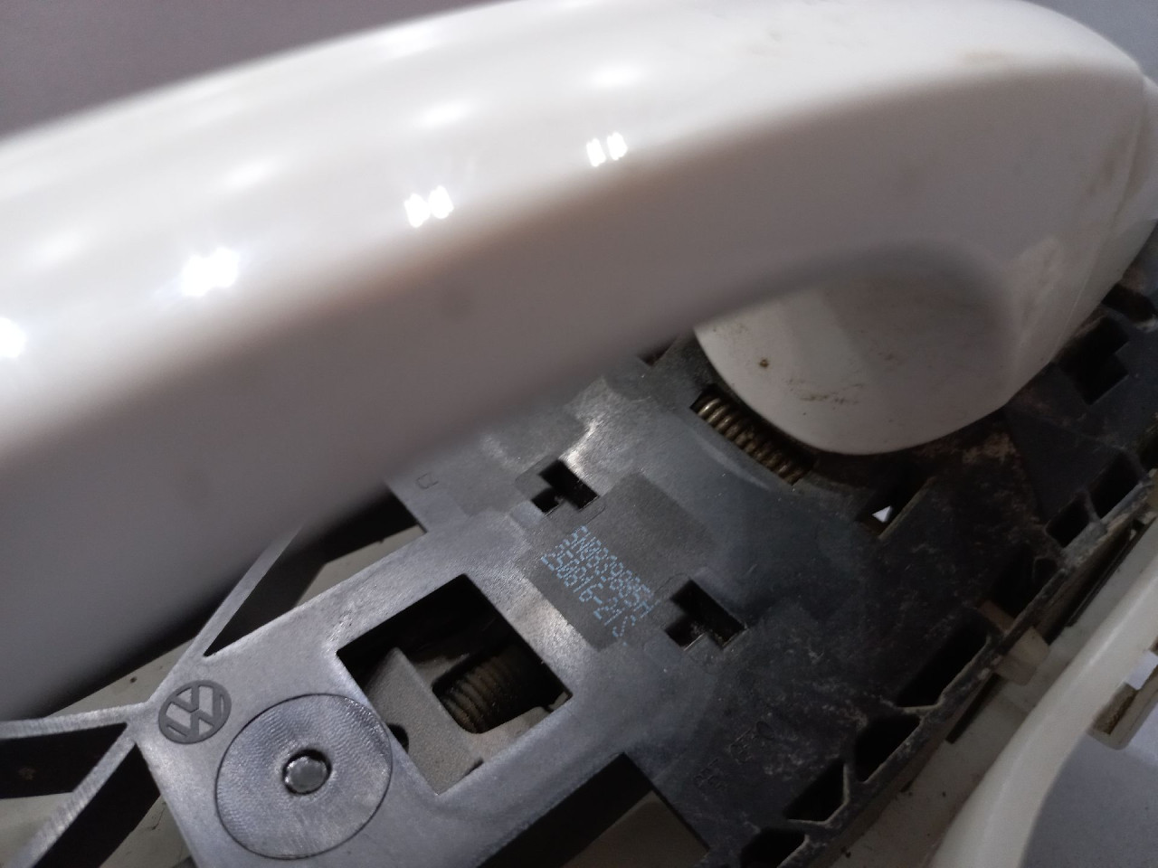 DIJELOVI RUCKA VRATA SKODA FABIA > 14- 5N0839885H