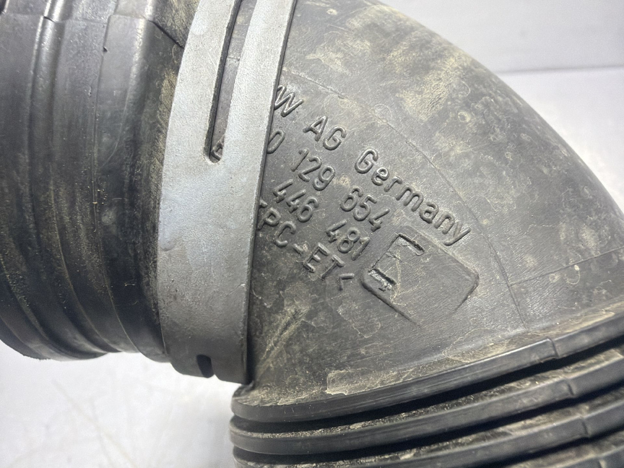 DIJELOVI CRIJEVO VW GOLF 7 SW > 13- 2.0 5Q0129654E