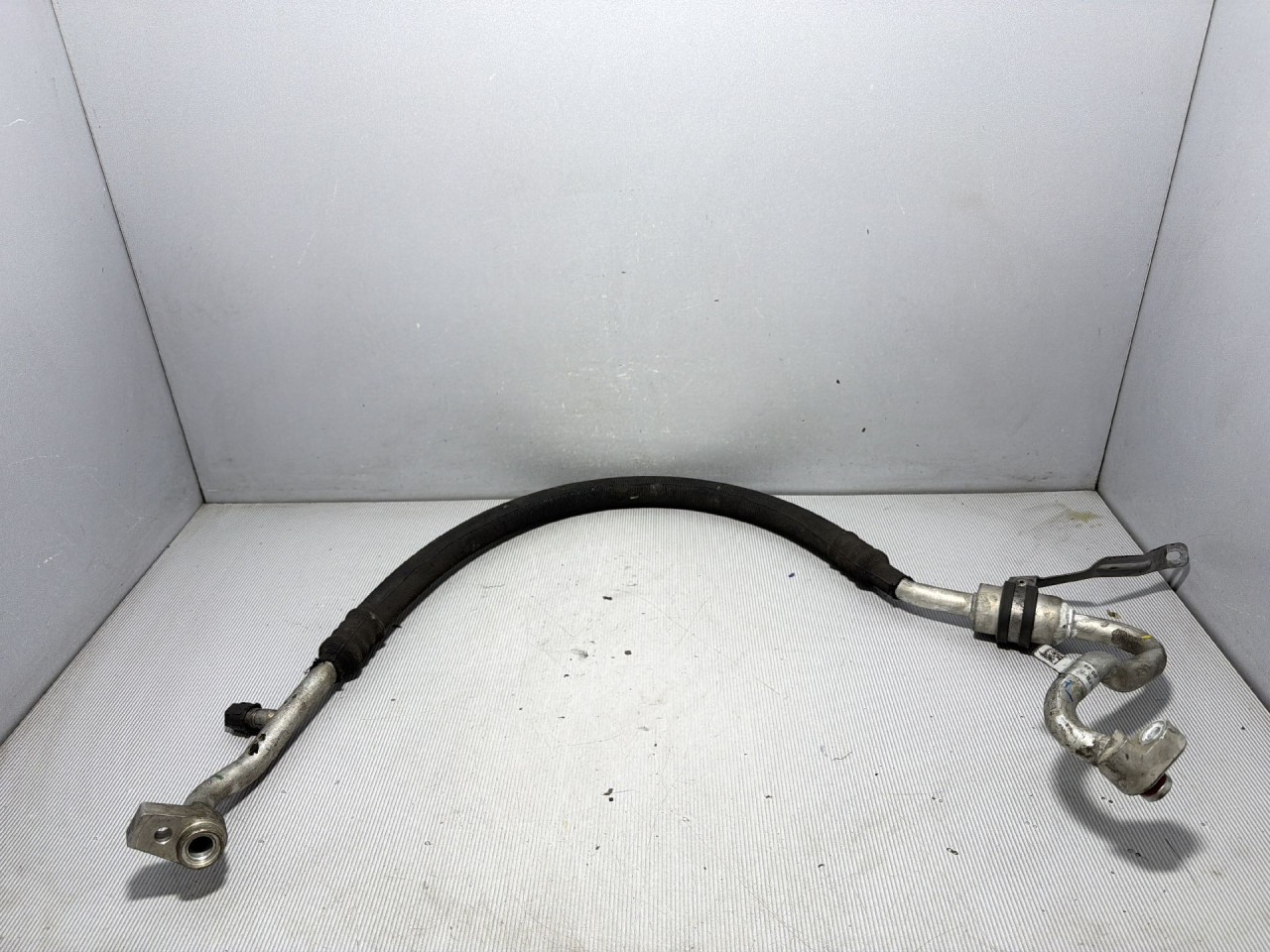 DIJELOVI CRIJEVO AUDI A4 (B8) > 07-11 2.0 8R1422893R