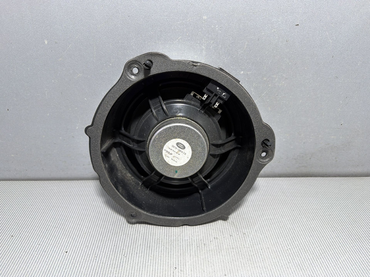 DIJELOVI ZVUCNIK JAGUAR XE (X760) > 15 -  2.0 GX7318808DB