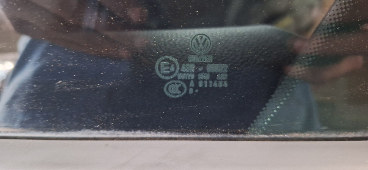 DIJELOVI STAKLO VW PASSAT B7 > 10-14 1.6
