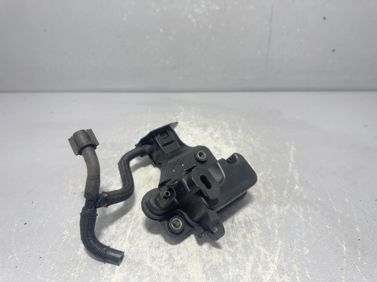 DIJELOVI VAKUM BOCA PEUGEOT 308 > 13-17 9805069780