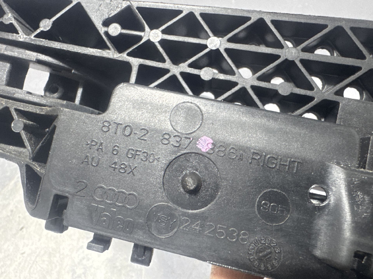 RUCKA VRATA AUDI A4 (B8) > 12-15 8T02837886A