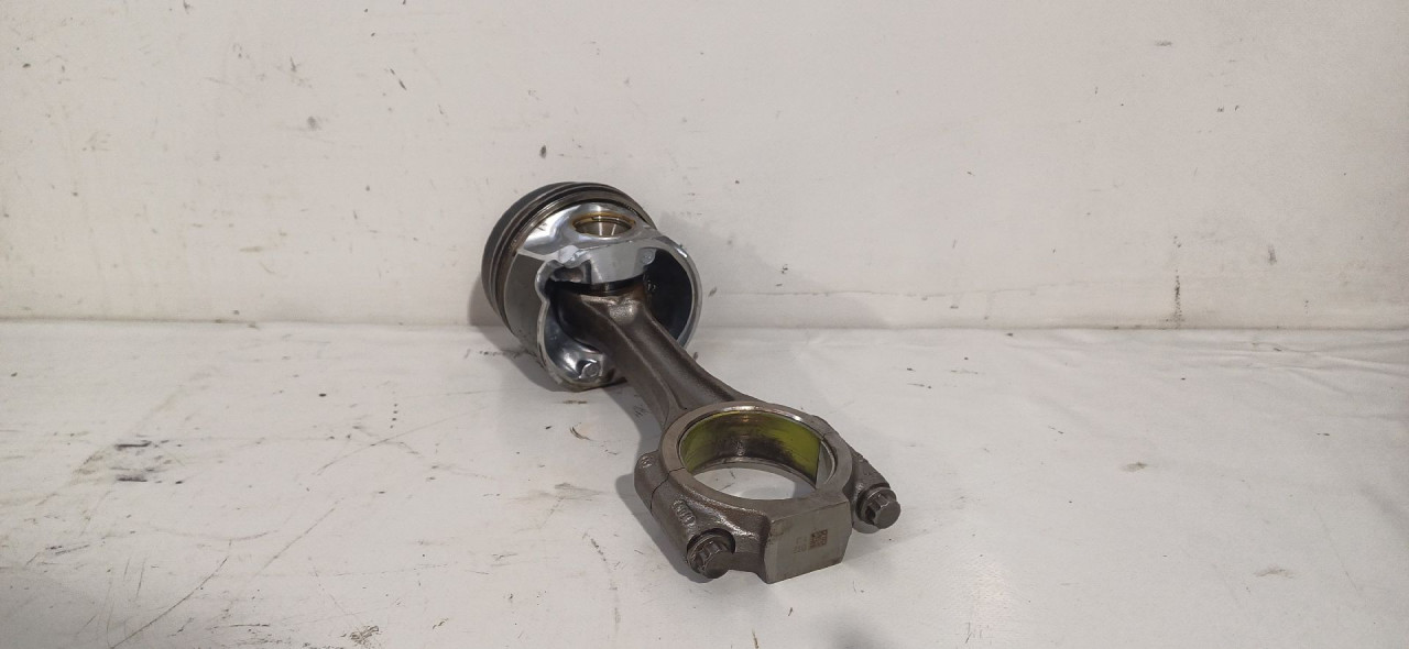 DIJELOVI KLIPNJACA VW PASSAT B7 > 10-14 BHS038J