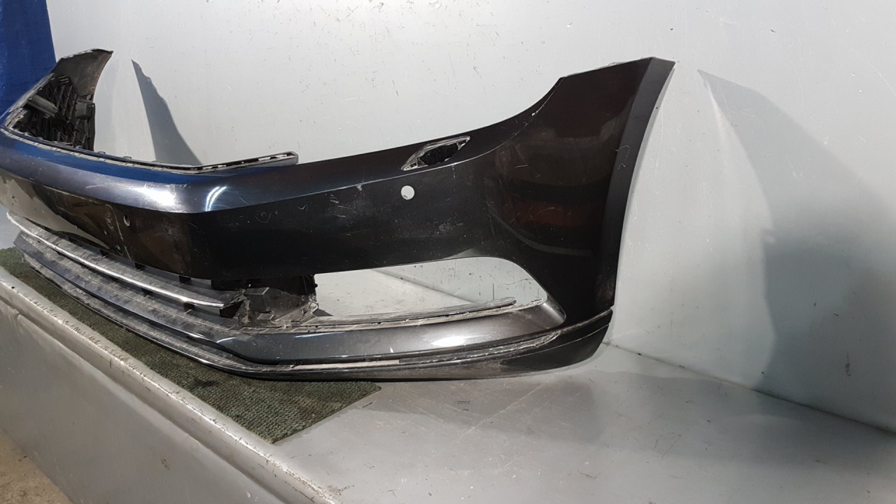 DIJELOVI BRANIK VW PASSAT B8 > 14- 3G0807221