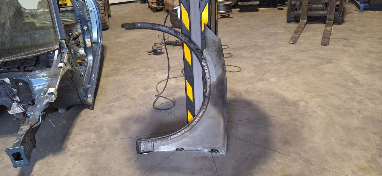 DIJELOVI BLATOBRAN AUDI Q5 (FY) > 17 - 20  2.0