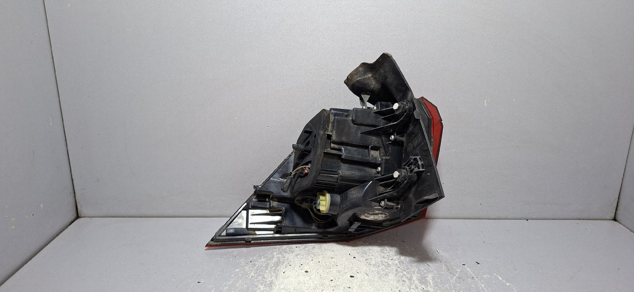 DIJELOVI STOP SVJETLO VW TIGUAN > 16-20 5NA945096E