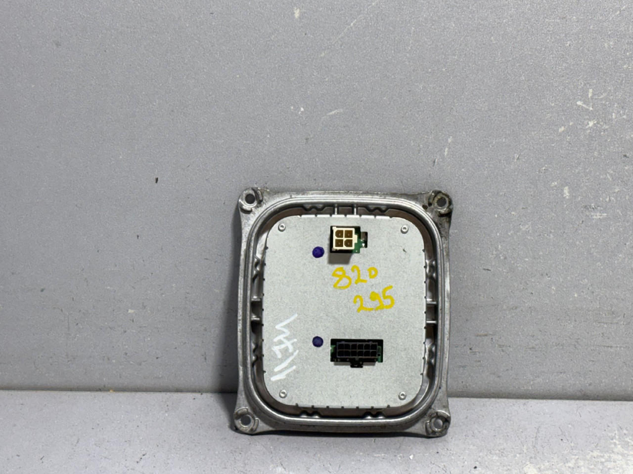 BALAST FARA SKODA OCTAVIA > 17-19 130732940400