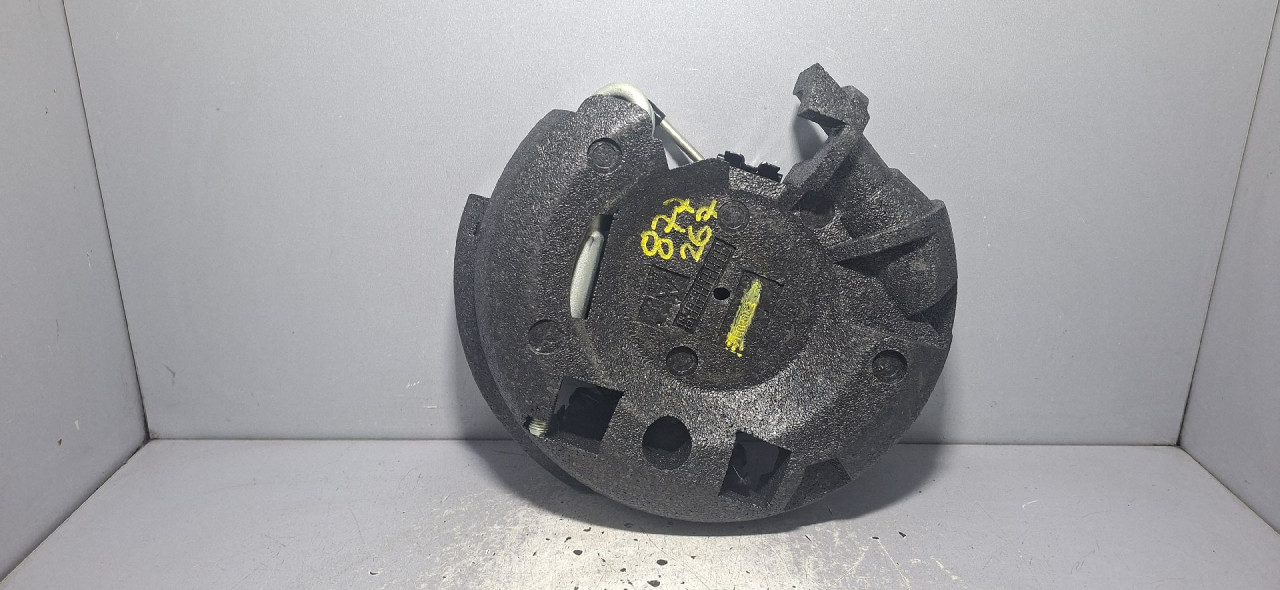 DIJELOVI SET REZERVNE GUME VOLVO V40 > 12-16 2.0 31381882