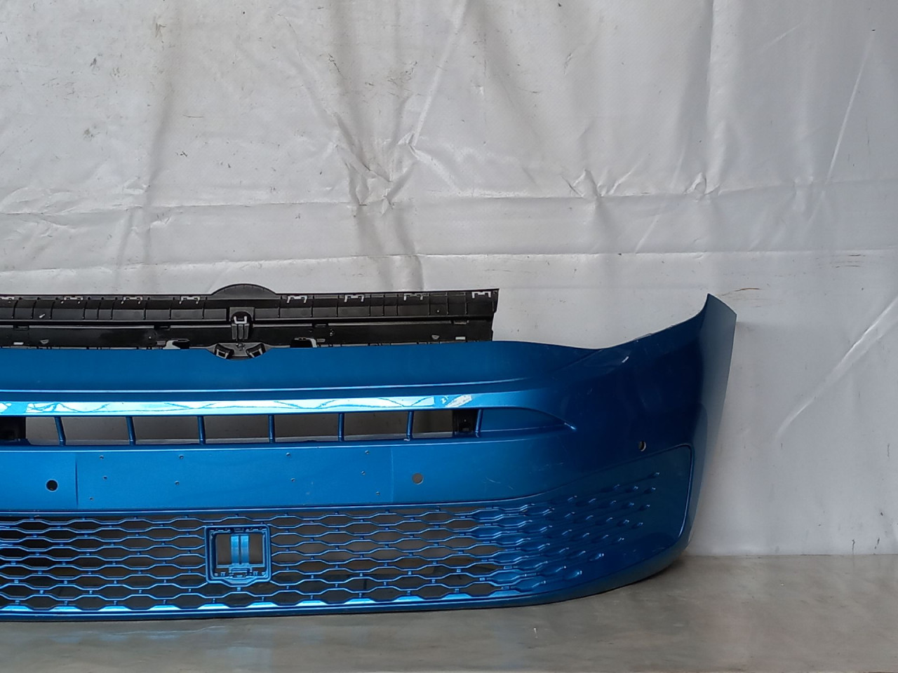 DIJELOVI BRANIK VW CADDY > 15-20 2K7807221A