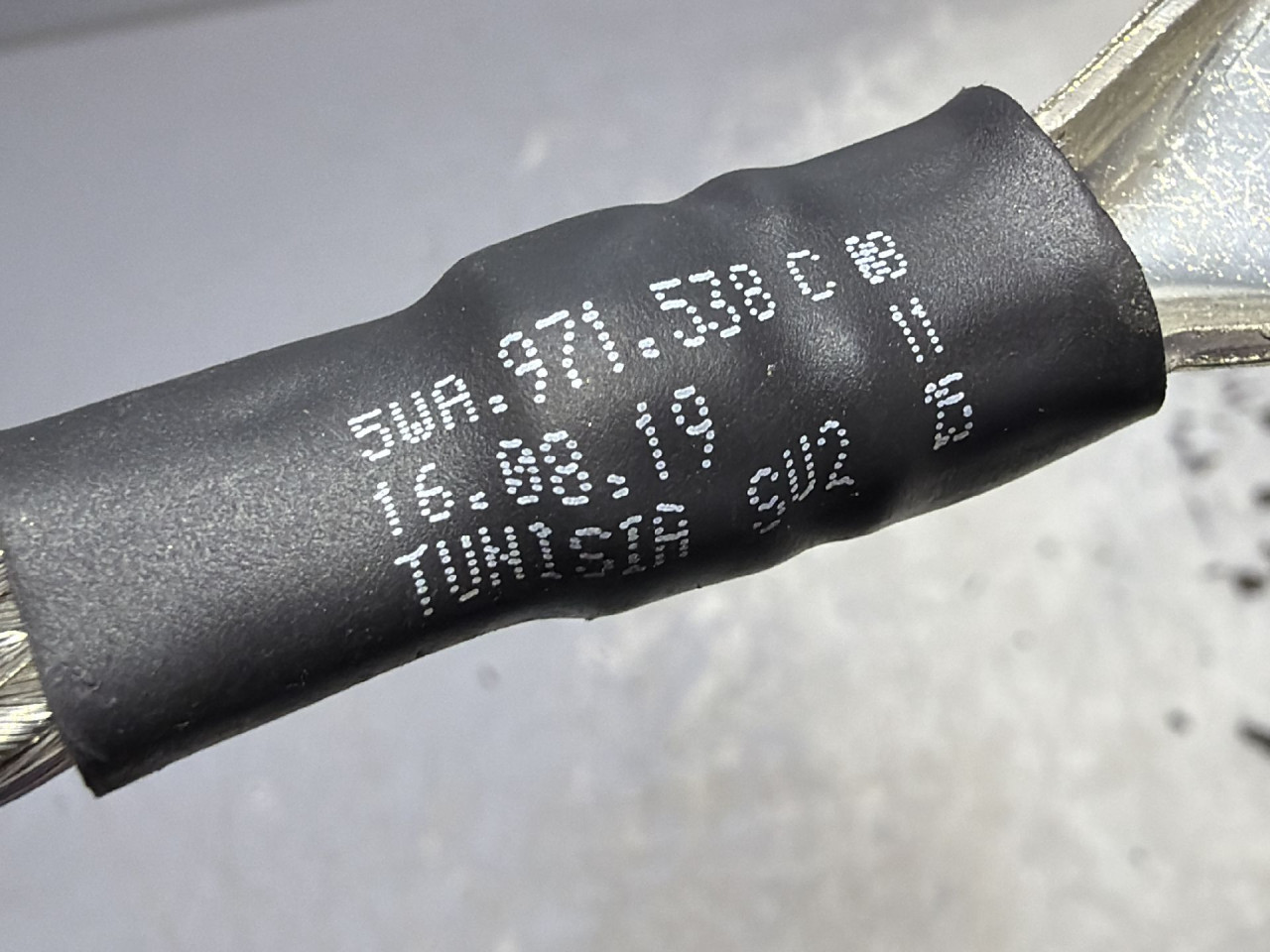 DIJELOVI INSTALACIJA VW GOLF 8 > 19- 2.0 5WA971538C