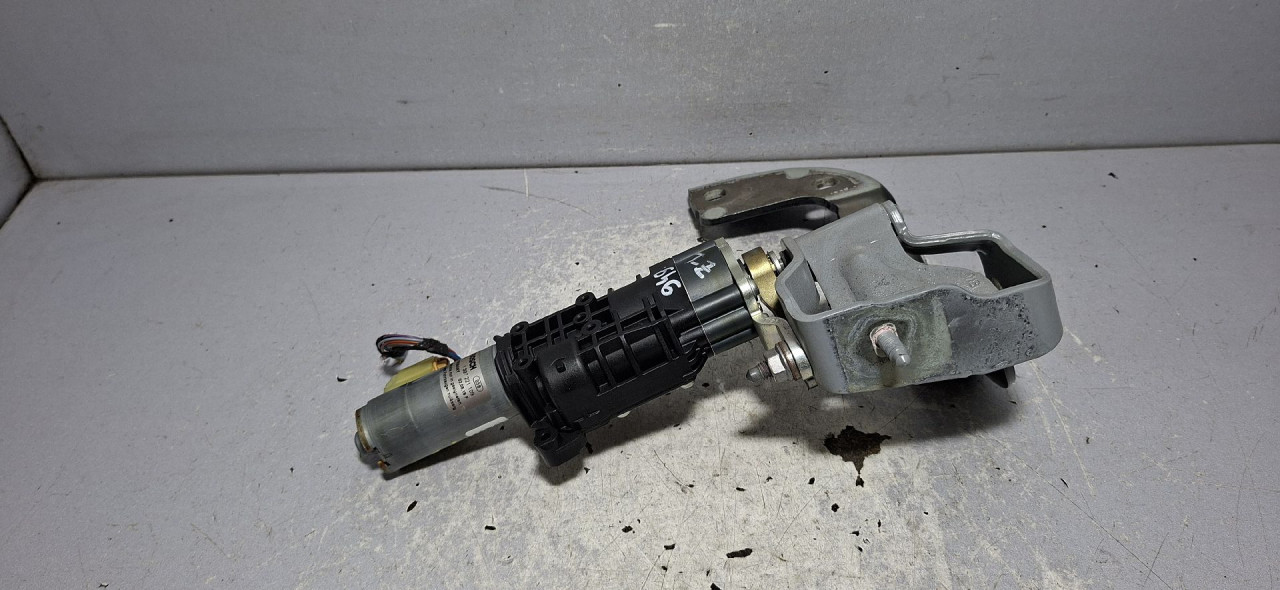 DIJELOVI MOTORIC GEPEKA AUDI A4 (B9) > 19- 8W9827851D