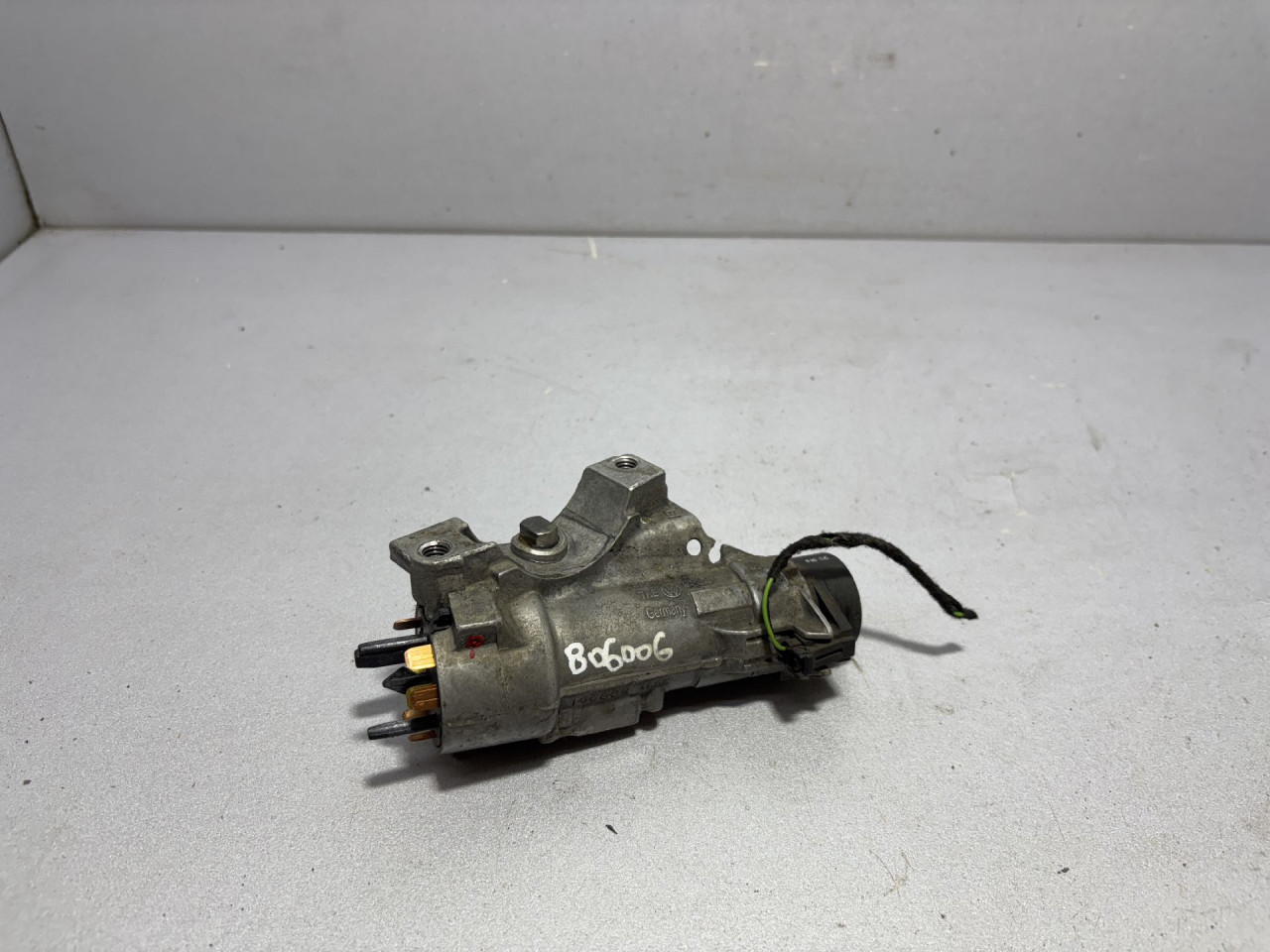 DIJELOVI BRAVA PALJENJA SKODA FABIA > 07-10 4B0905851C