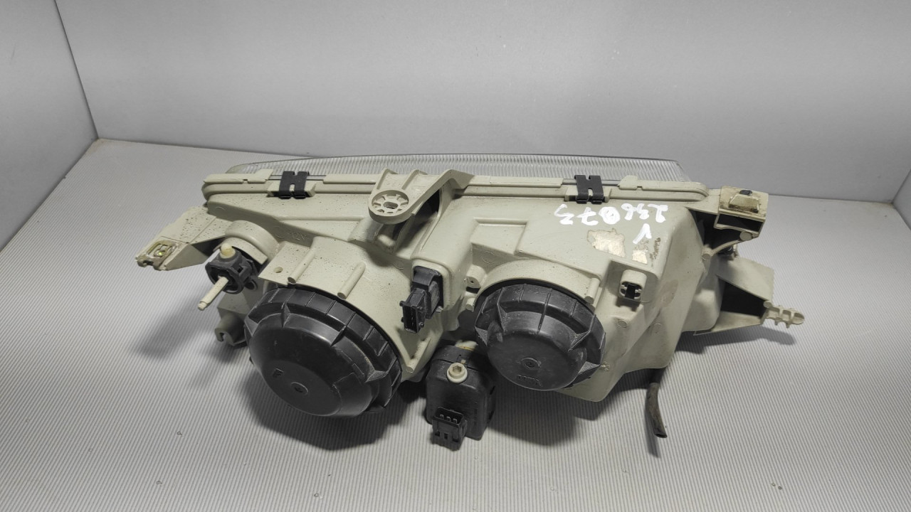 DIJELOVI FAR SAAB 9-5 > 97-06 E202A6024