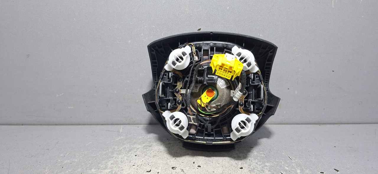 DIJELOVI AIRBAG VOLANA AUDI Q3 > 11-15 2.0 8V0880201AA