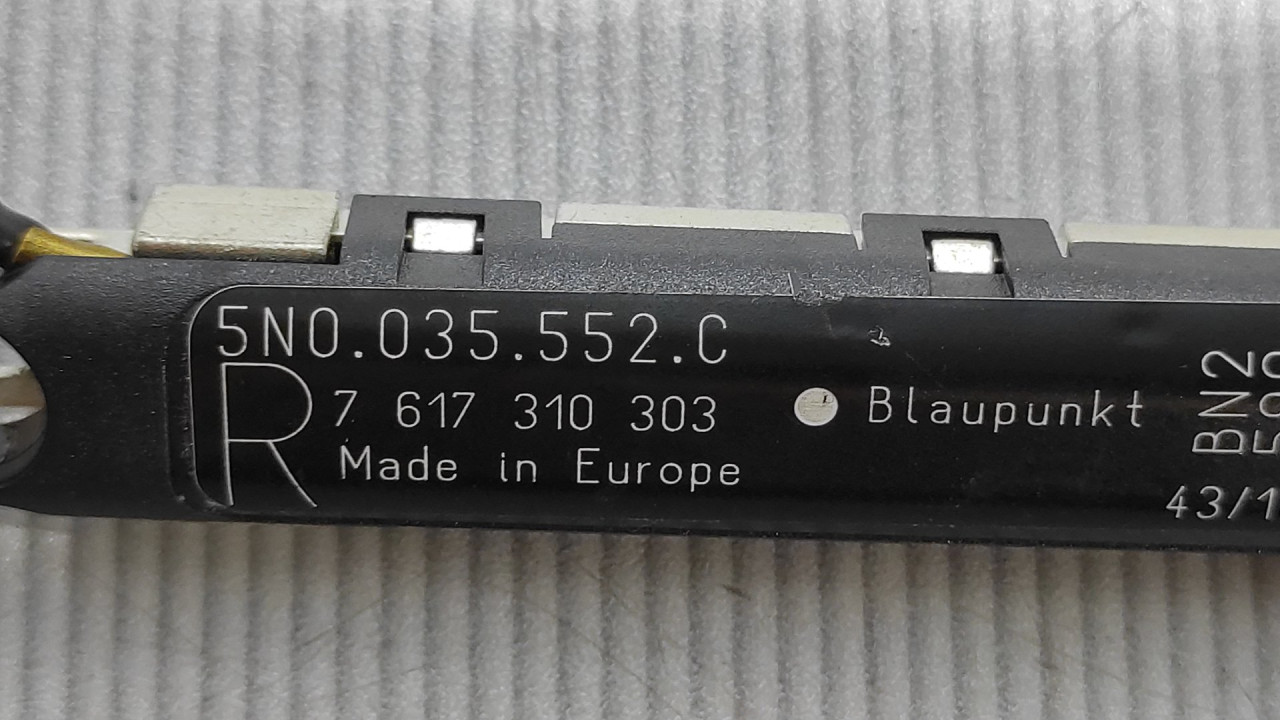 DIJELOVI ANTENA VW TIGUAN > 07-11 5N0035552C