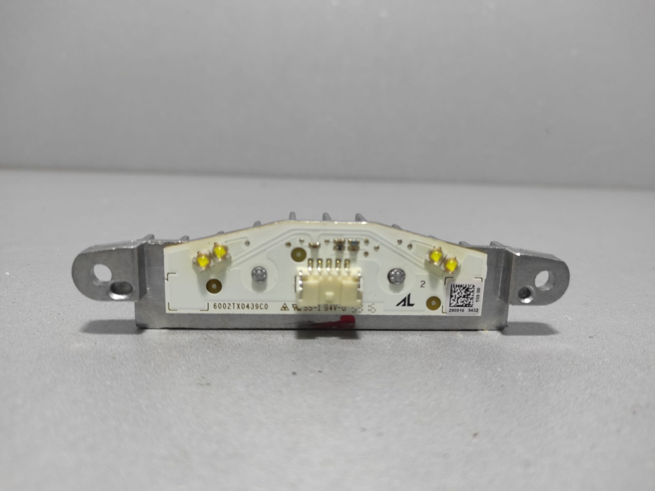 ELEKTRONIKA MODUL BMW SERIJA 3 (F30/F31) > 11-14 130571