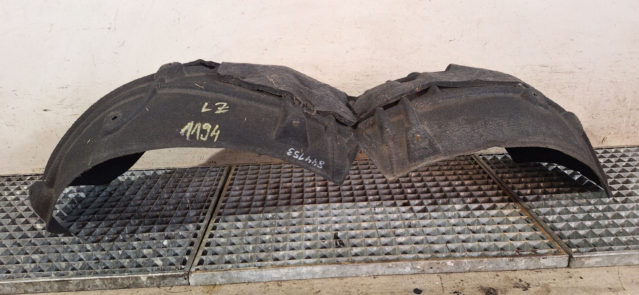 UNUTRASNJI BLATOBRAN AUDI Q5 (FY) > 17 - 20  80A810171A