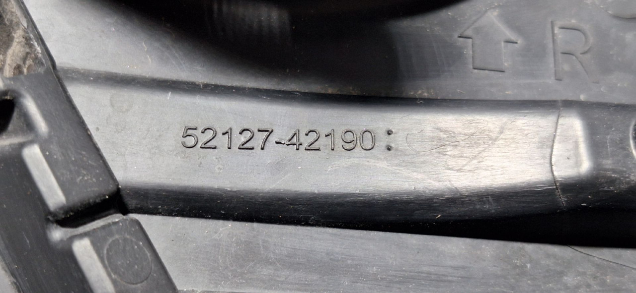 PLASTIKA BRANIKA TOYOTA RAV 4 > 18- 5212742190
