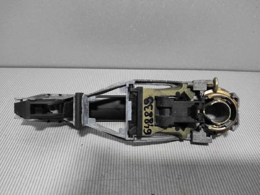 RUCKA VRATA VW PASSAT B5 > 00-05 3B0837885