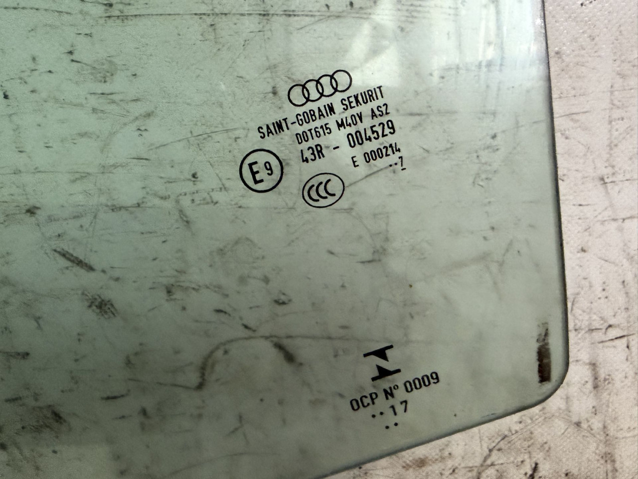 DIJELOVI STAKLO AUDI Q5 (FY) > 17 - 20  3.0 80A845205B