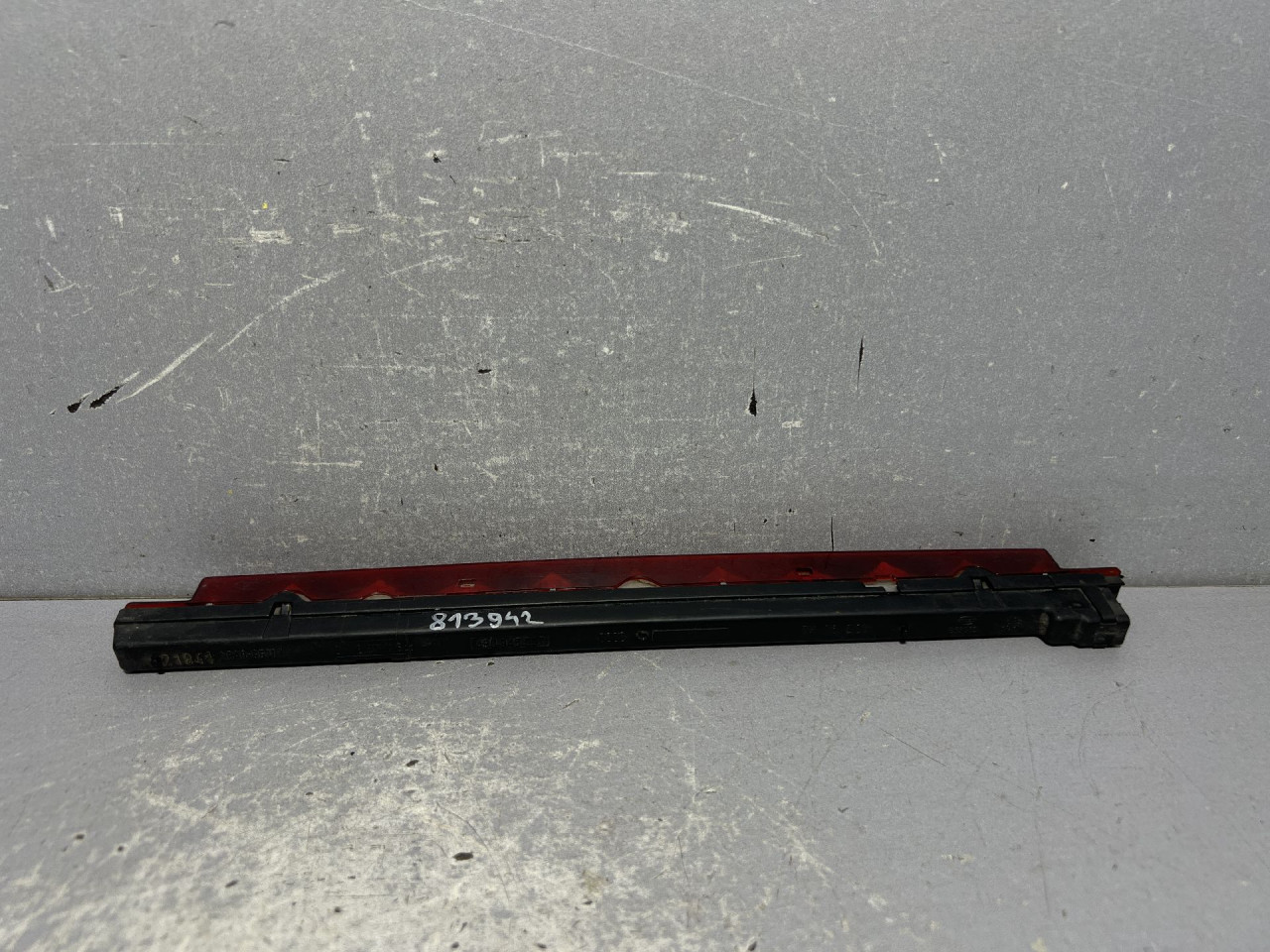 TRECE STOP SVJETLO AUDI A6 > 97-01 4B0945097