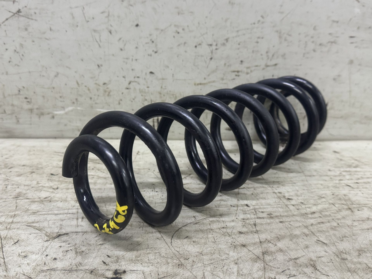 OPRUGA AMORTIZERA VW TIGUAN > 16-20 5QF511115BE