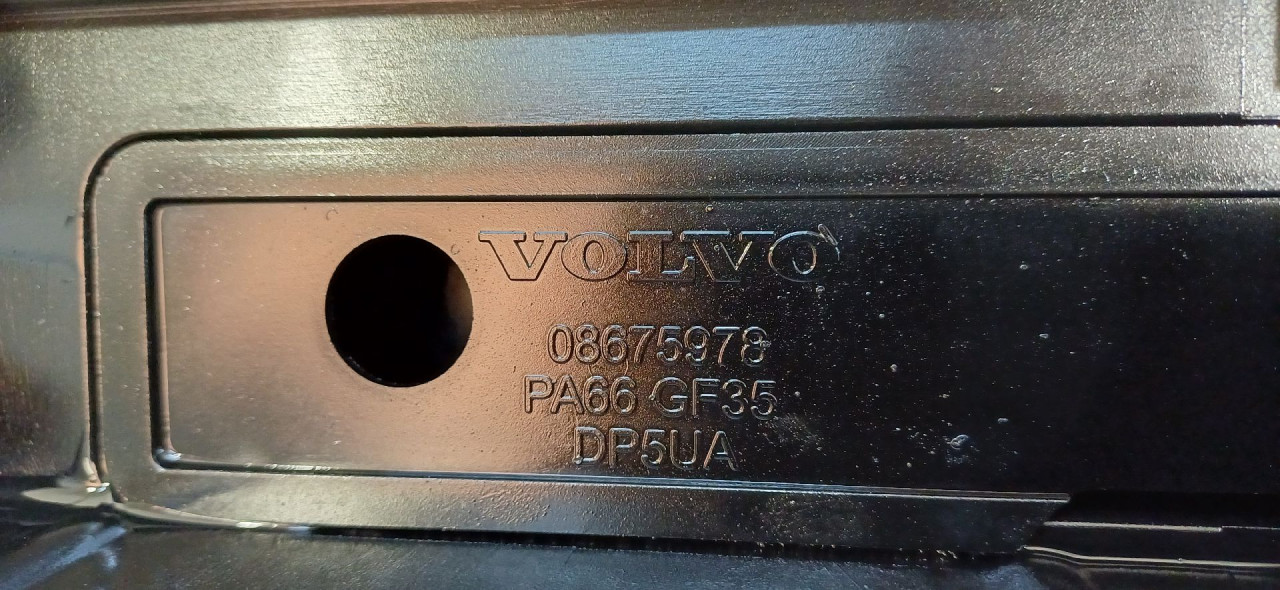 DIJELOVI DEKLO VOLVO V70 > 08-11 30743312
