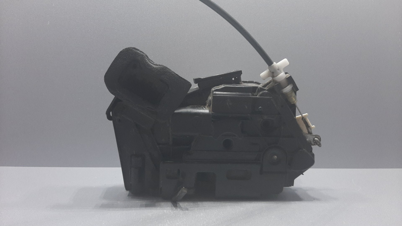DIJELOVI BRAVA VRATA VW GOLF 6 > 08-12 5K2837015B