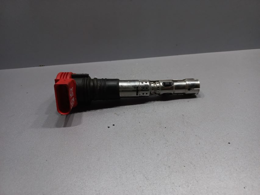DIJELOVI BOMBINA AUDI A8 (4E) > 02-10 077905115t